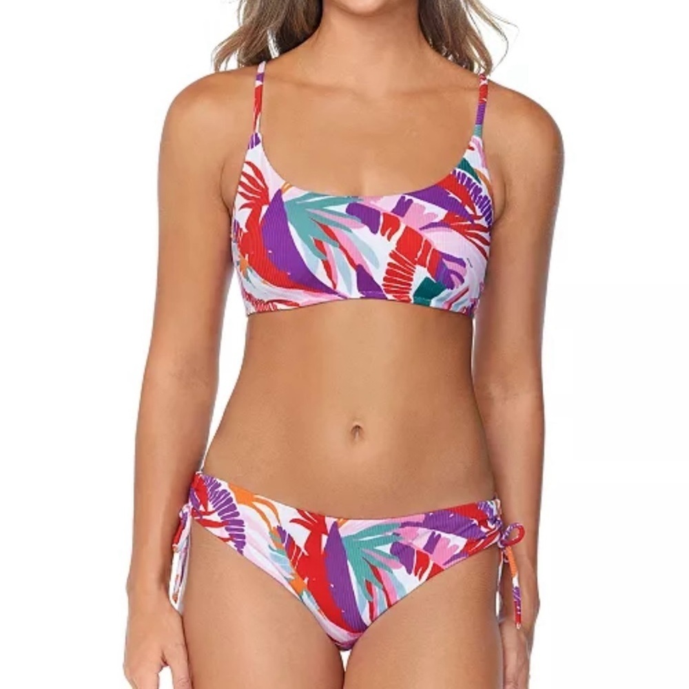 New Raisins Juniors' Summer Printed Bikini Top Medium